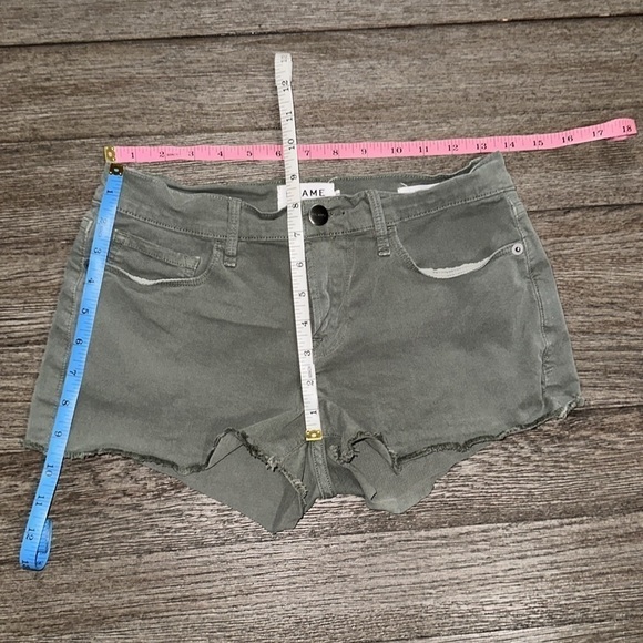 Frame Le Cutoff shorts - Picture 9 of 11
